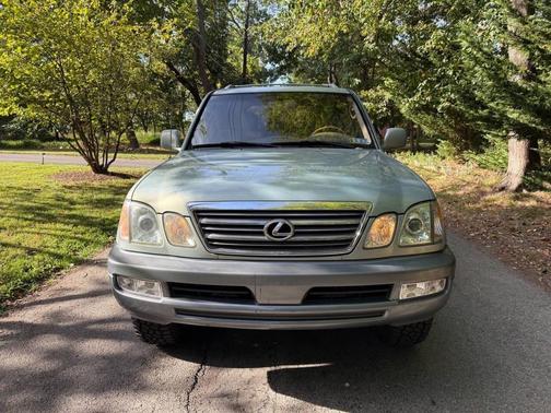 2003 Lexus LX 470 Base