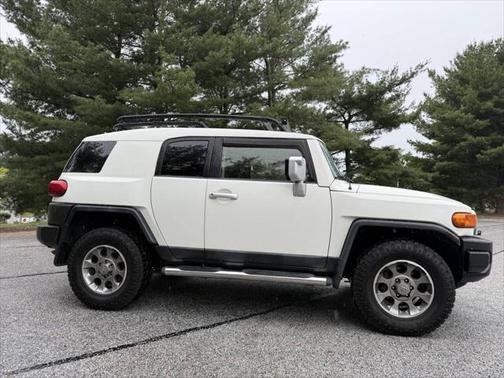 2012 Toyota FJ Cruiser Base