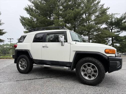 2012 Toyota FJ Cruiser Base