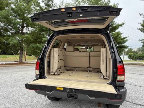 2003 Lexus LX 470 Base