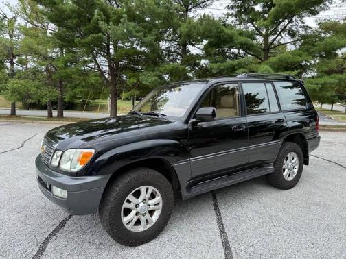 2003 Lexus LX 470 Base