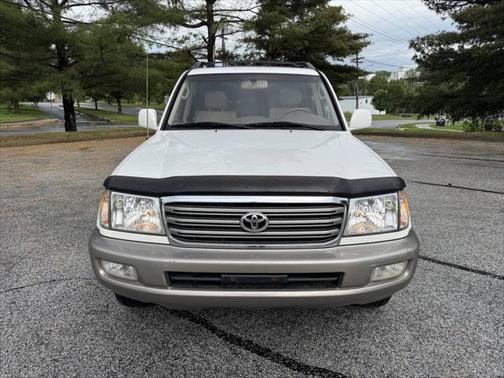 2005 Toyota Land Cruiser Base