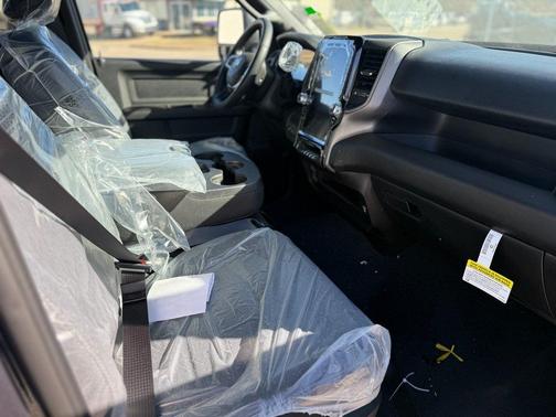 2026 RAM 2500 Warlock Crew Cab 4x4 6'4' Box