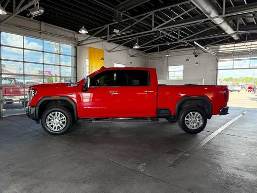 2024 GMC Sierra 2500 SLT