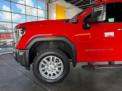 2024 GMC Sierra 2500 SLT