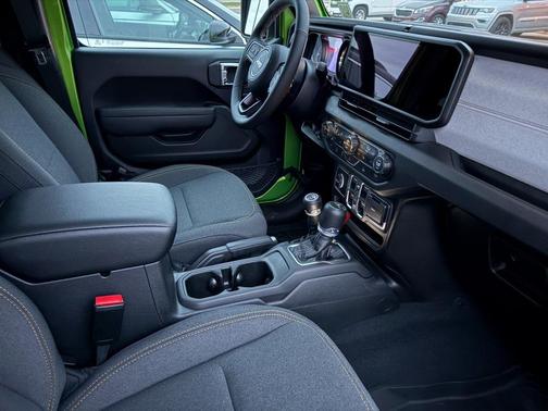 2026 Jeep Gladiator Sport S