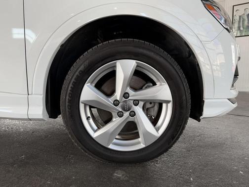 2020 Audi Q3 45 Premium Plus