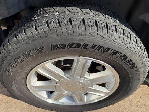 2012 Cadillac Escalade Base