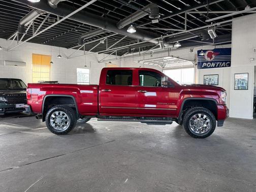 2018 GMC Sierra 2500 Denali