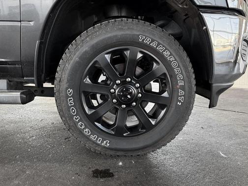 2024 RAM 2500 Tradesman Crew Cab 4x4 6'4' Box