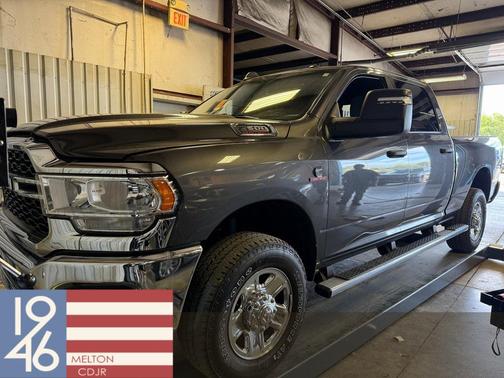 2024 RAM 2500 Tradesman Crew Cab 4x4 6'4' Box