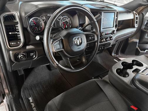 2024 RAM 2500 Tradesman Crew Cab 4x4 6'4' Box