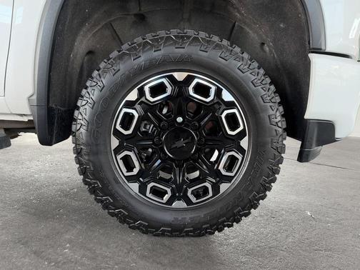 2023 Chevrolet Silverado 2500 High Country