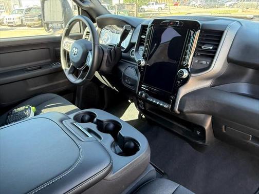2025 RAM 3500 Tradesman Crew Cab 4x4 8' Box