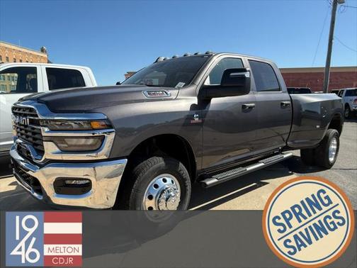2025 RAM 3500 Tradesman Crew Cab 4x4 8' Box