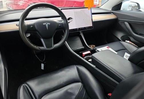 2020 Tesla Model 3 Standard Range