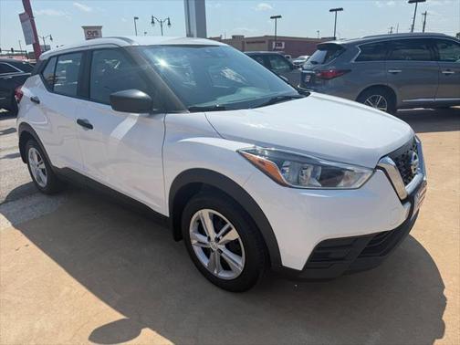 2020 Nissan Kicks S