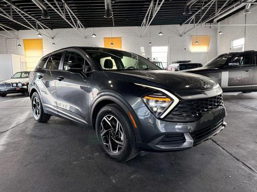 2024 Kia Sportage LX