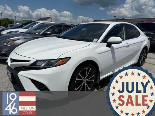 2020 Toyota Camry SE