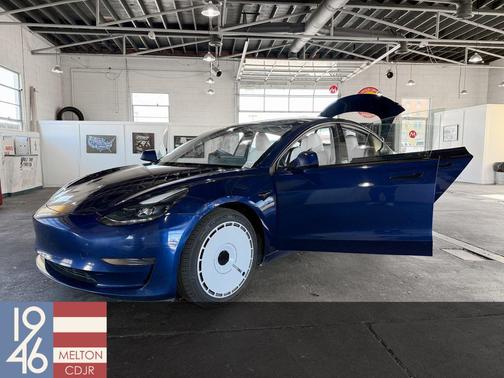 2023 Tesla Model 3 Standard Range