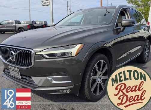 Gray Metallic 2018 Volvo XC60 T6 Inscription
