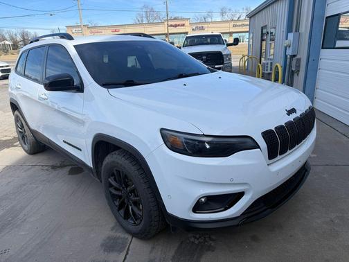 2023 Jeep Cherokee Altitude