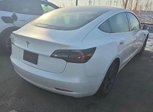 2019 Tesla Model 3 Standard Range Plus