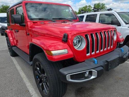 Firecracker Red Clearcoat 2022 Jeep Wrangler Unlimited 4xe Sahara