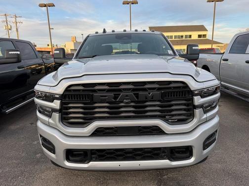 2026 RAM 3500 Big Horn Crew Cab 4x4 8' Box