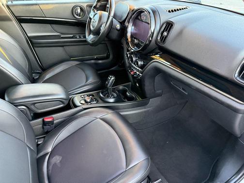 2022 MINI Countryman Cooper