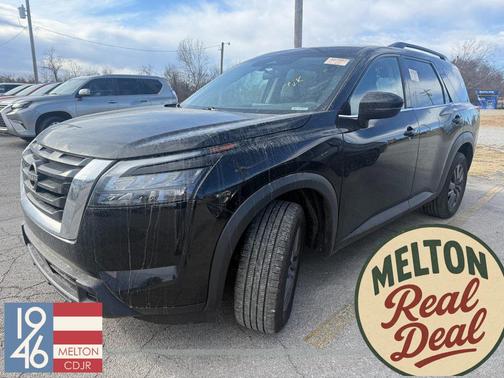 2023 Nissan Pathfinder SV FWD