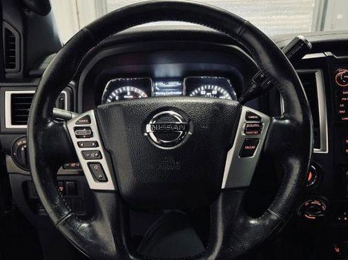 2018 Nissan Titan XD SV