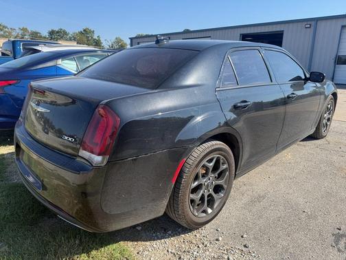 2017 Chrysler 300 S
