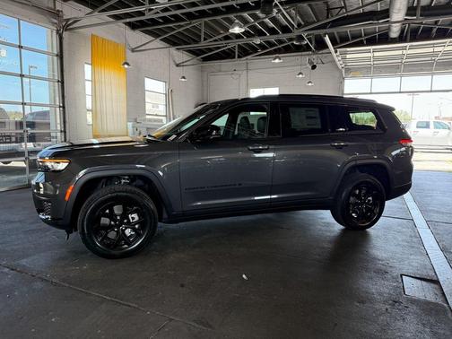 2025 Jeep Grand Cherokee L Altitude