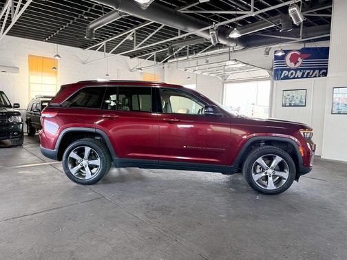 2022 Jeep Grand Cherokee Limited