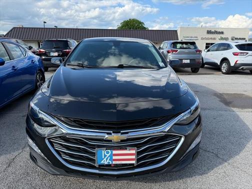 2022 Chevrolet Malibu FWD LT