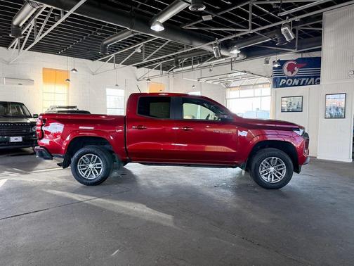 2024 Chevrolet Colorado LT