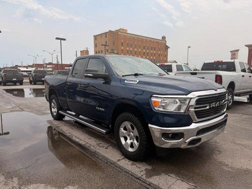 Patriot Blue Pearlcoat 2021 RAM 1500 Big Horn/Lone Star