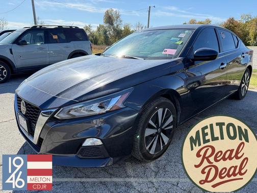 2022 Nissan Altima 2.5 SV