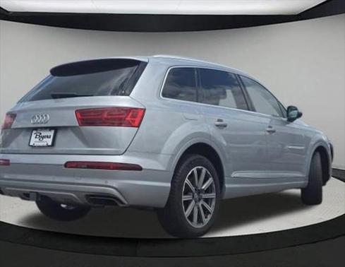 2019 Audi Q7 55 Premium Plus