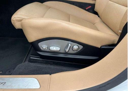 2016 Porsche Panamera 4