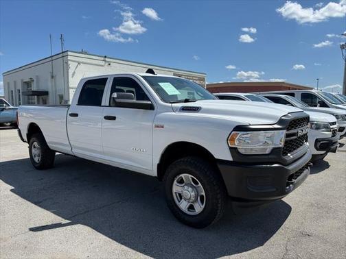 2022 RAM 2500 Tradesman Crew Cab 4x4 8' Box