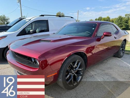 2022 Dodge Challenger SXT