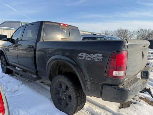 2017 RAM 2500 Laramie Crew Cab 4x4 6'4' Box