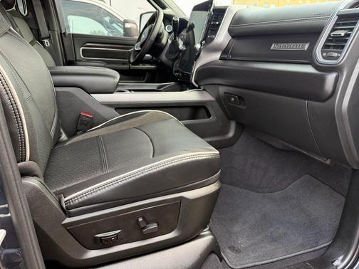 2025 RAM 2500 Laramie Crew Cab 4x4 6'4' Box