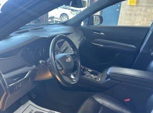 2023 Cadillac XT4 Premium Luxury