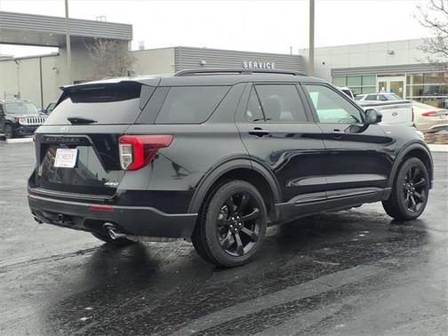 2023 Ford Explorer ST-Line