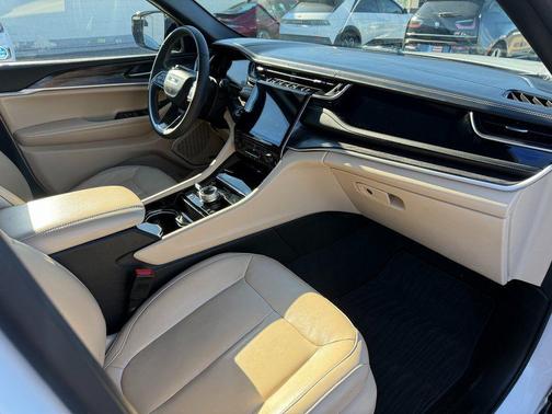 2022 Jeep Grand Cherokee 4xe Base