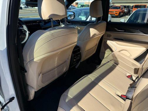 2022 Jeep Grand Cherokee 4xe Base