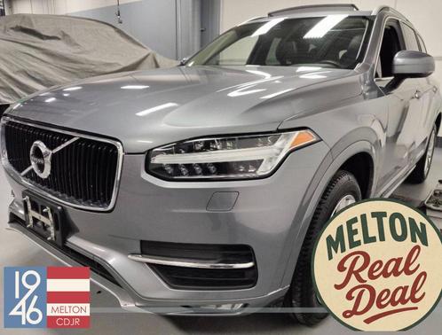 2016 Volvo XC90 T6 Momentum